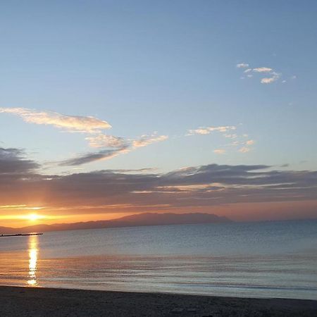 2+1 Apartm With Garden + Balcony , At Ladies Beach Κουσάντασι Εξωτερικό φωτογραφία